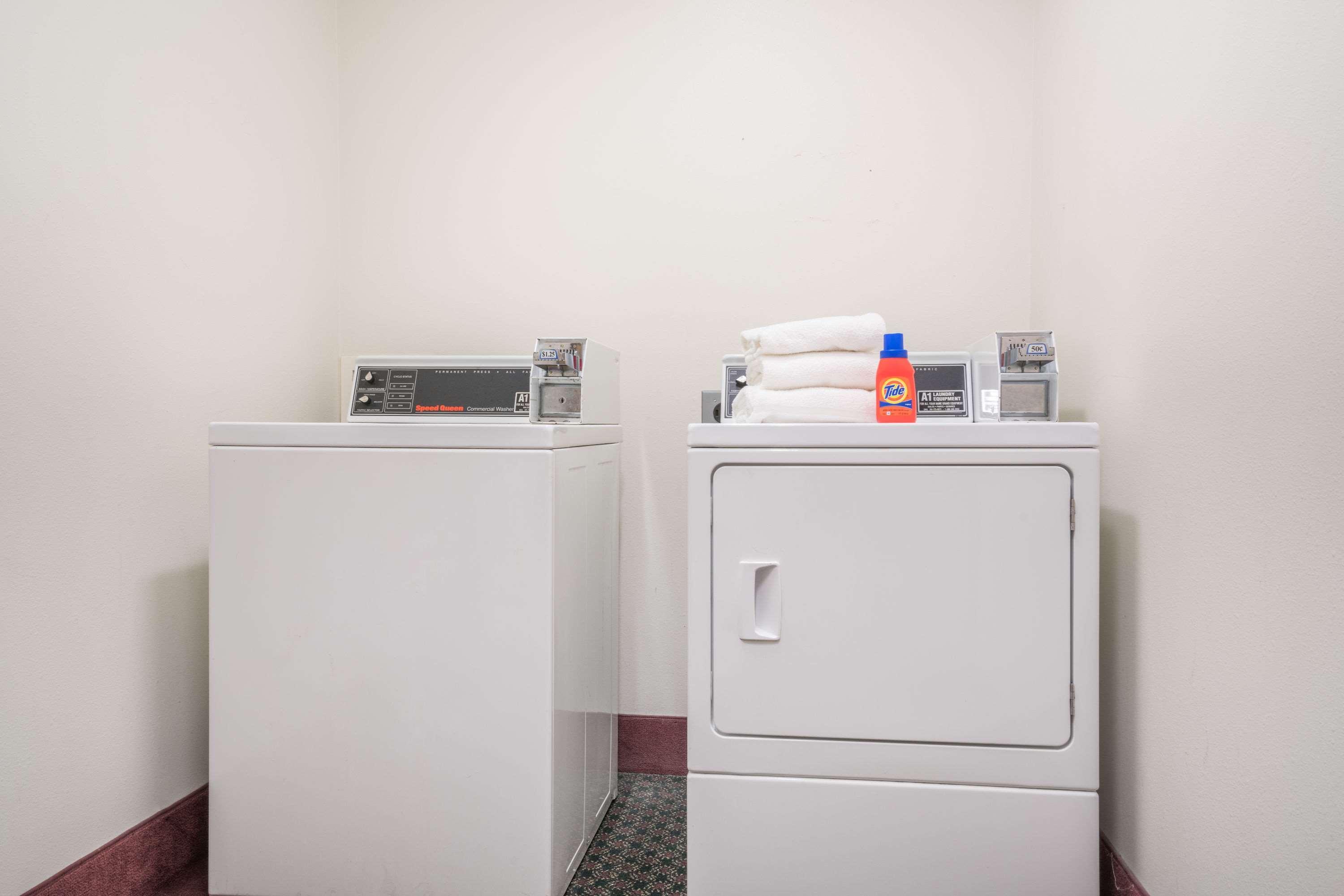 Hotel Days By Wyndham Fargo/casselton Casselton
